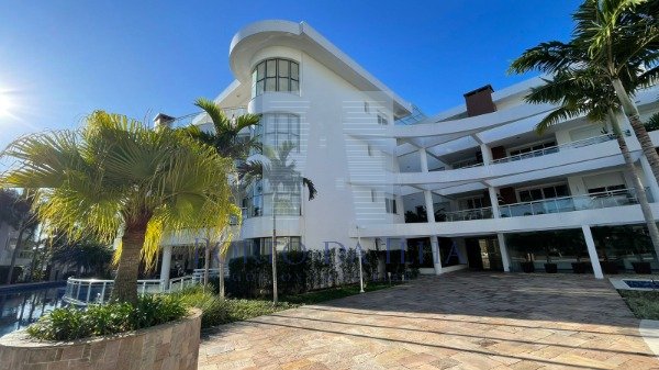 Apartamento para alugar com 4 quartos, 258m² - Foto 30