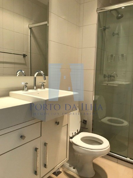 Apartamento para alugar com 4 quartos, 258m² - Foto 22