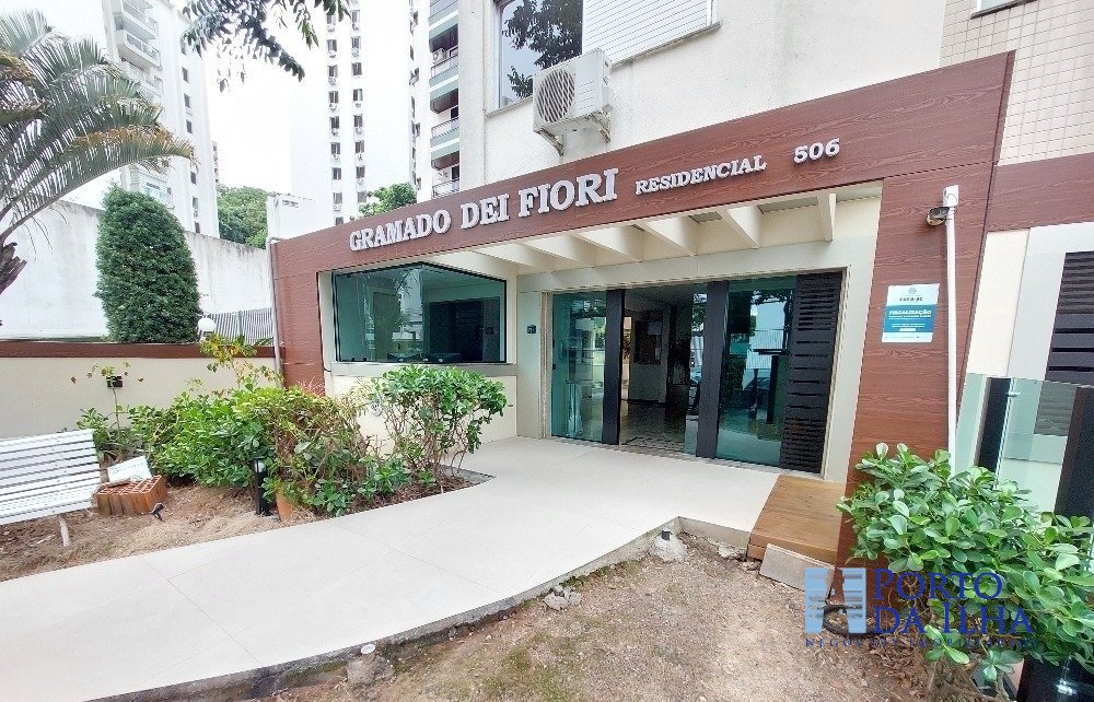 Apartamento à venda com 3 quartos, 124m² - Foto 1