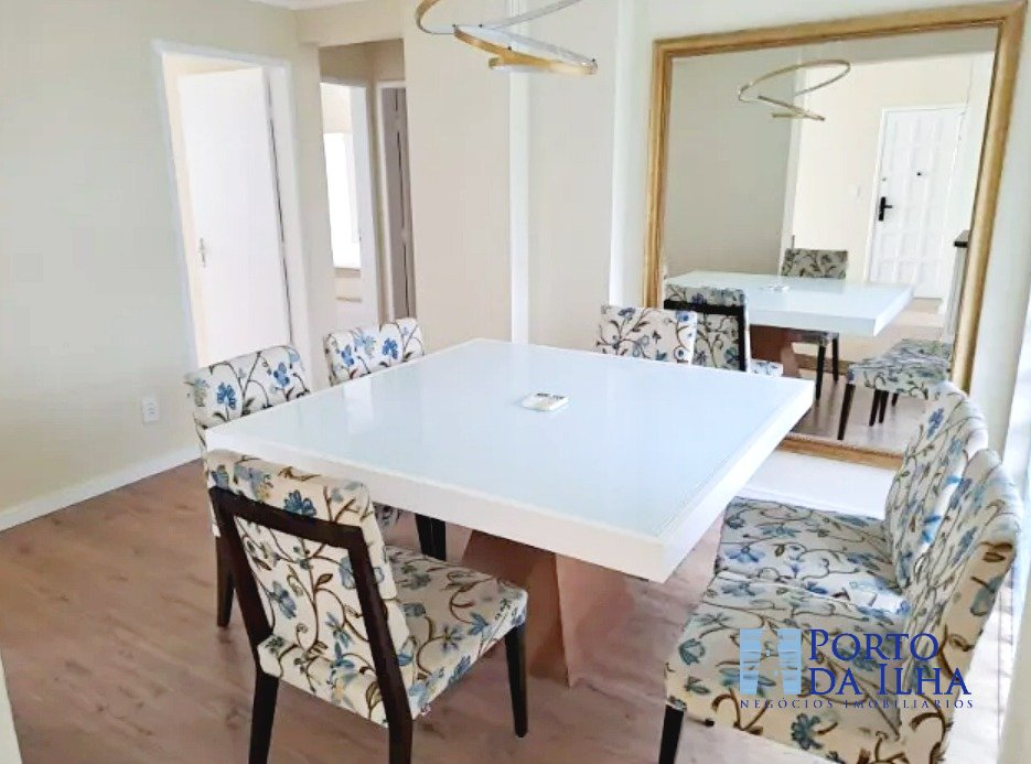 Apartamento à venda com 3 quartos, 124m² - Foto 3