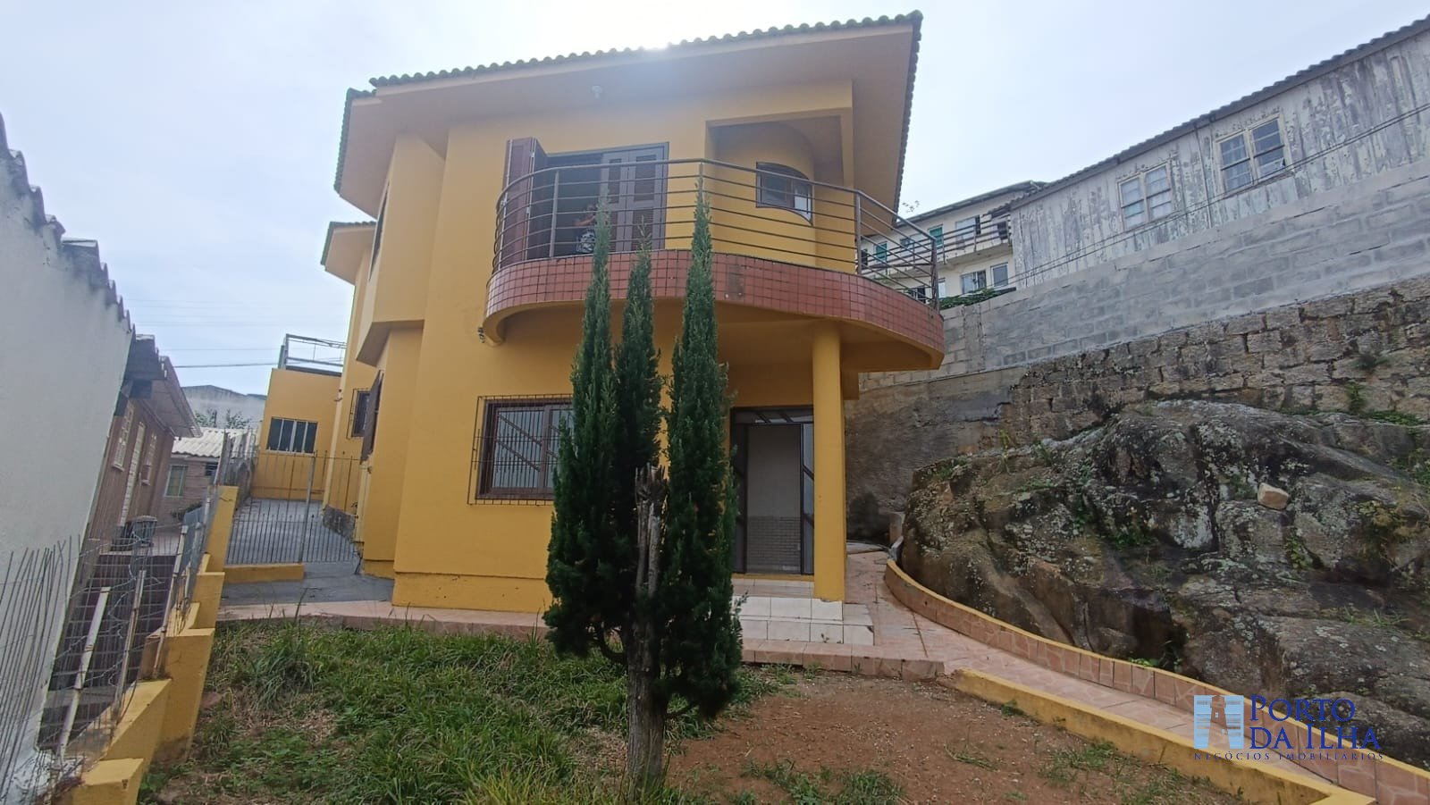 Casa de 6 dorms., com 1 suíte à venda no Centro de Florianópolis - R$ 1.370.000,00